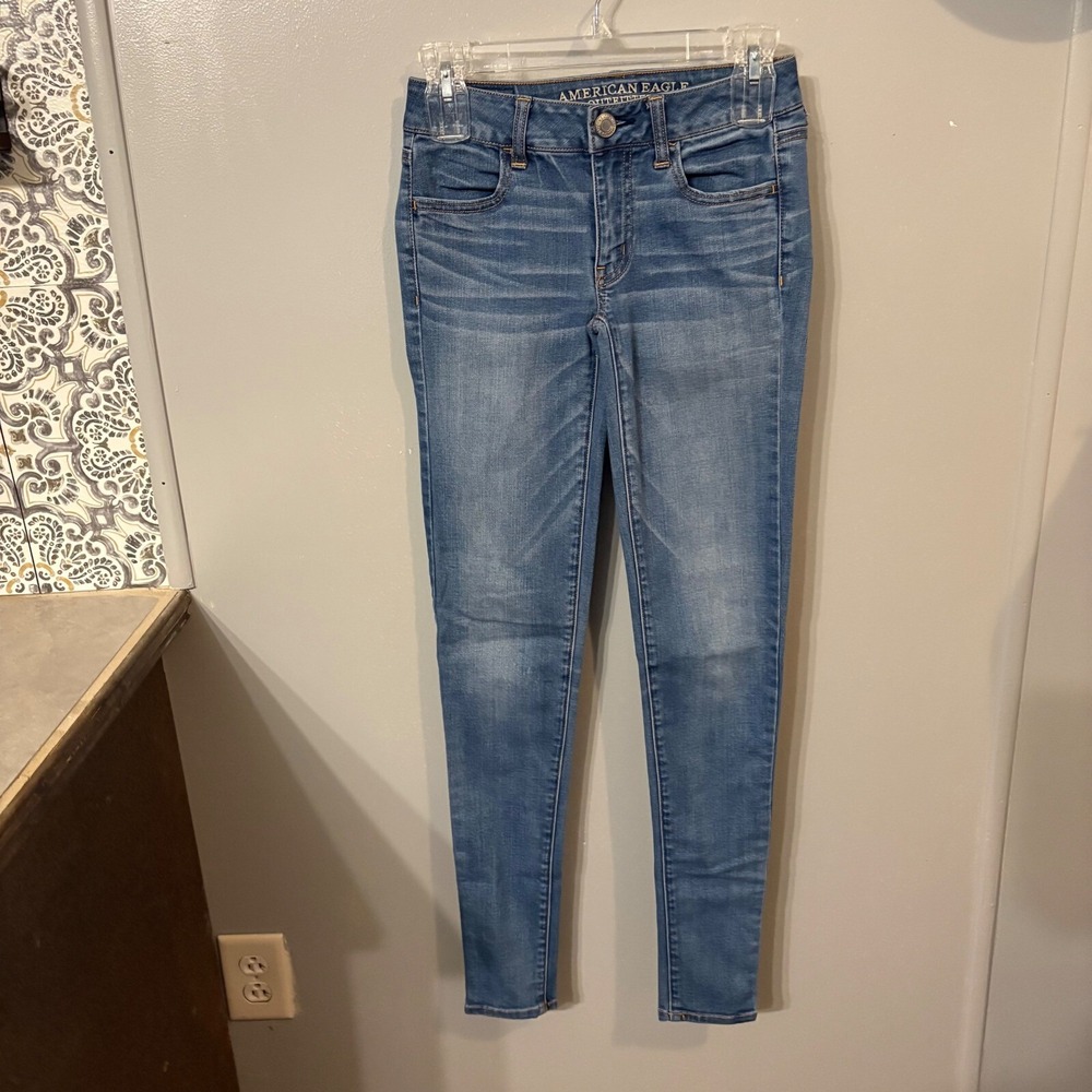 American‎ Eagle Super Stretch Medium Wash Denim Jegging Jean (Women's 0 Long)